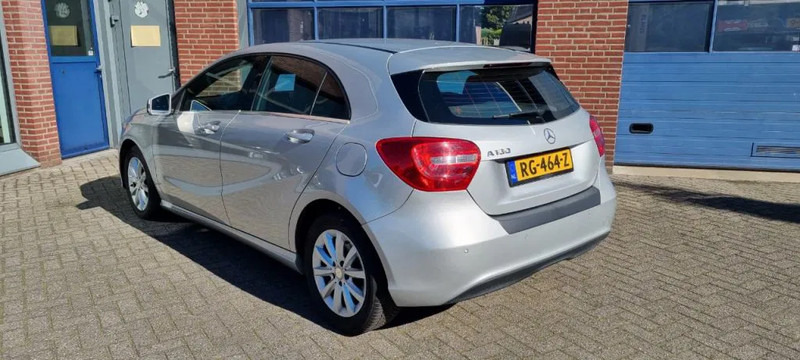 Mercedes-Benz A-Klasse 180 automaat.. 180 automaat - Automobil: Foto 2 Mercedes-Benz A-Klasse 180 automaat.. 180 automaat - Automobil: Foto 2