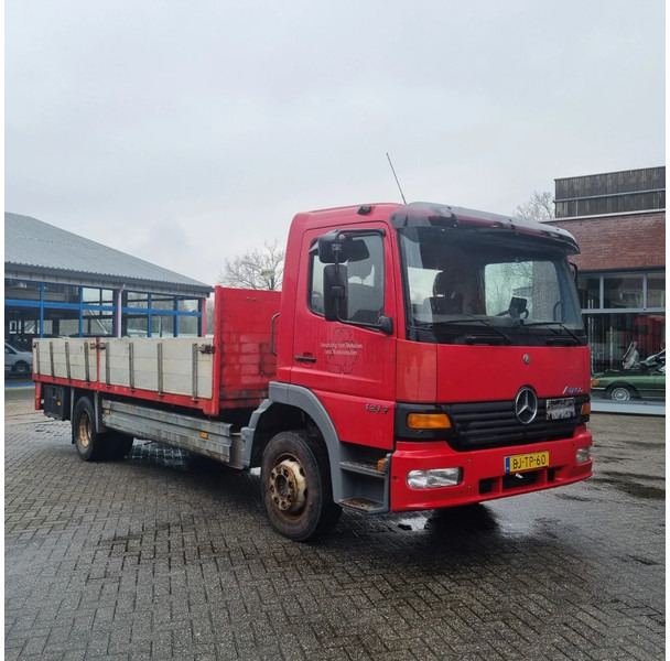 Camion furgon Mercedes-Benz Atego 1217. manuel gearbox.: Foto 1