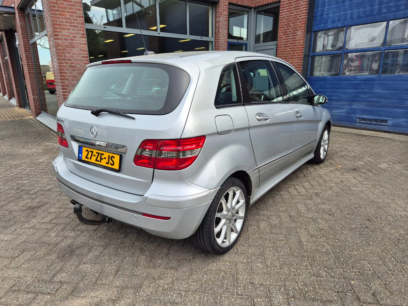 Mercedes-Benz B-Klasse 200 Automaat.trekhaak. - Automobil: Foto 3 Mercedes-Benz B-Klasse 200 Automaat.trekhaak. - Automobil: Foto 3