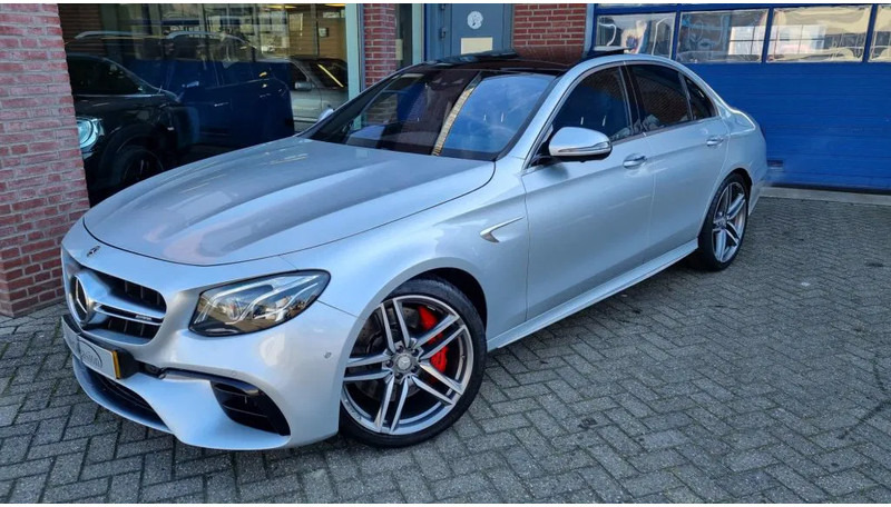 Mercedes-Benz E-Klasse 63 S, 4 Matic AMG..... Premium plus. - Berlină/ Sedan: Foto 2 Mercedes-Benz E-Klasse 63 S, 4 Matic AMG..... Premium plus. - Berlină/ Sedan: Foto 2