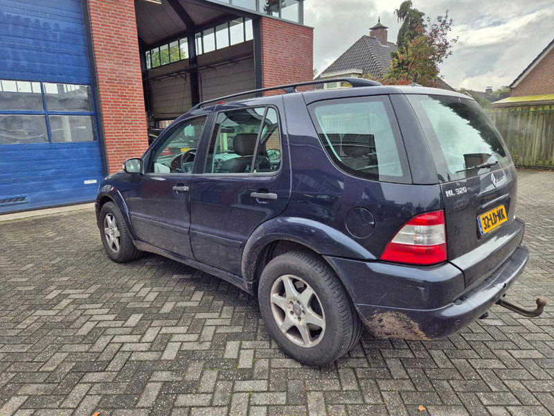 Mercedes-Benz M-Klasse ML 320 autom AMG - Automobil: Foto 5 Mercedes-Benz M-Klasse ML 320 autom AMG - Automobil: Foto 5