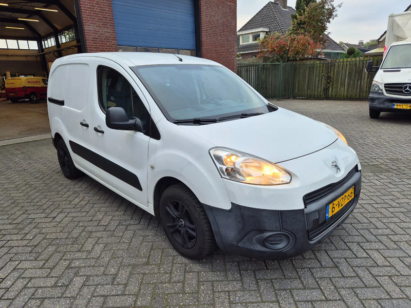 Peugeot PARTNER 120 1.6HDI L1 XR Profit - Autoutilitară compactă: Foto 1 Peugeot PARTNER 120 1.6HDI L1 XR Profit - Autoutilitară compactă: Foto 1