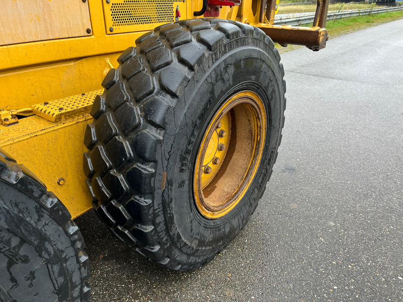 Autogreder Caterpillar 140M: Foto 10