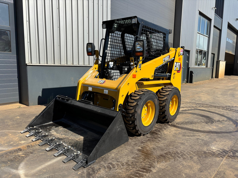 Caterpillar 216B3 - Încărcător: Foto 1 Caterpillar 216B3 - Încărcător: Foto 1