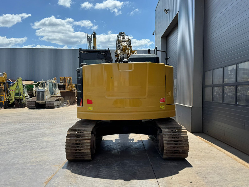 Caterpillar 325F LCR - 3 buckets - Excavator pe şenile: Foto 4 Caterpillar 325F LCR - 3 buckets - Excavator pe şenile: Foto 4