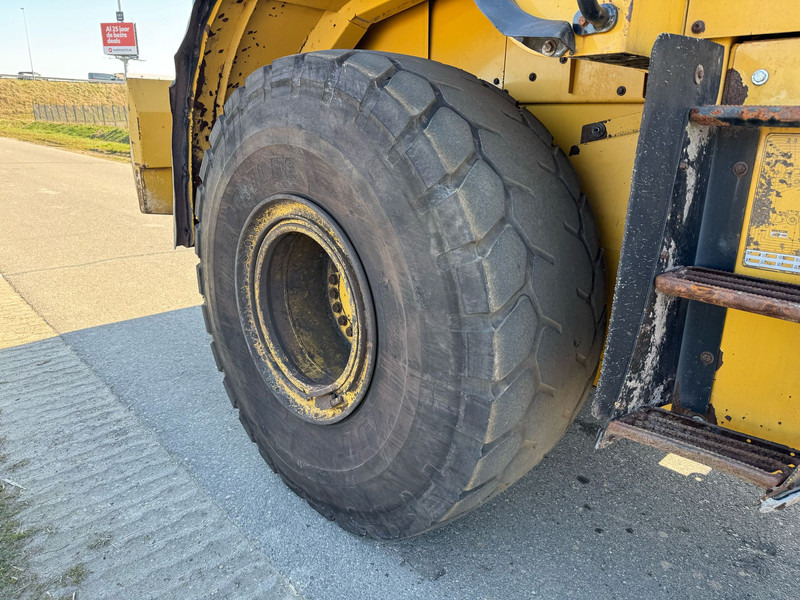 Încărcător frontal pe pneuri Caterpillar 972M: Foto 15