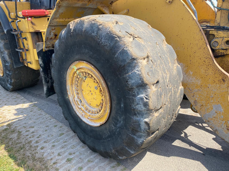 Încărcător frontal pe pneuri Caterpillar 980H: Foto 10