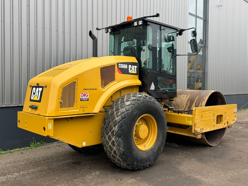 Caterpillar CS66B - Cilindru compactor: Foto 5 Caterpillar CS66B - Cilindru compactor: Foto 5