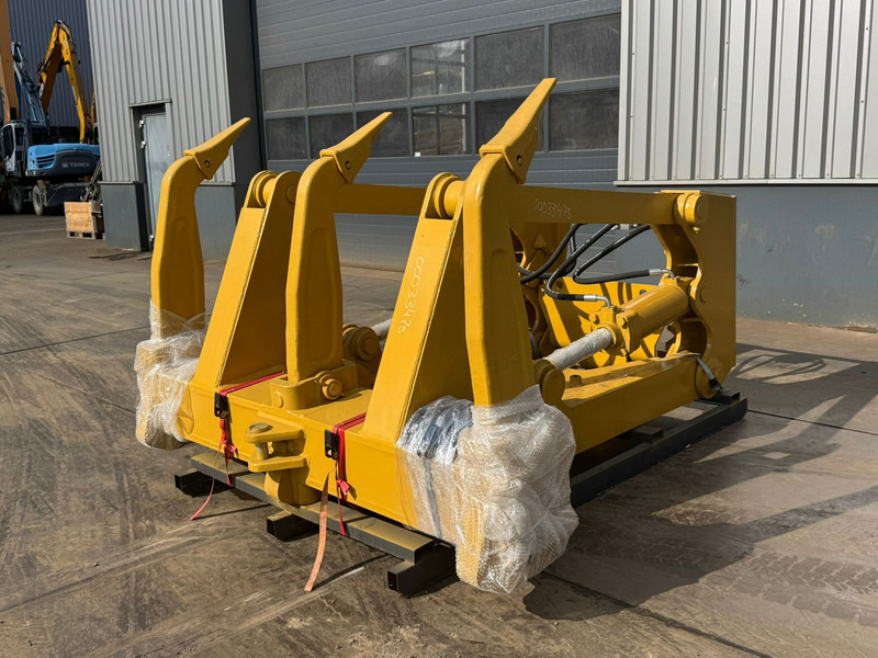 Caterpillar D7R D7H 2 Cylinders Ripper (casting shanks) - Dinte scarificator: Foto 3 Caterpillar D7R D7H 2 Cylinders Ripper (casting shanks) - Dinte scarificator: Foto 3