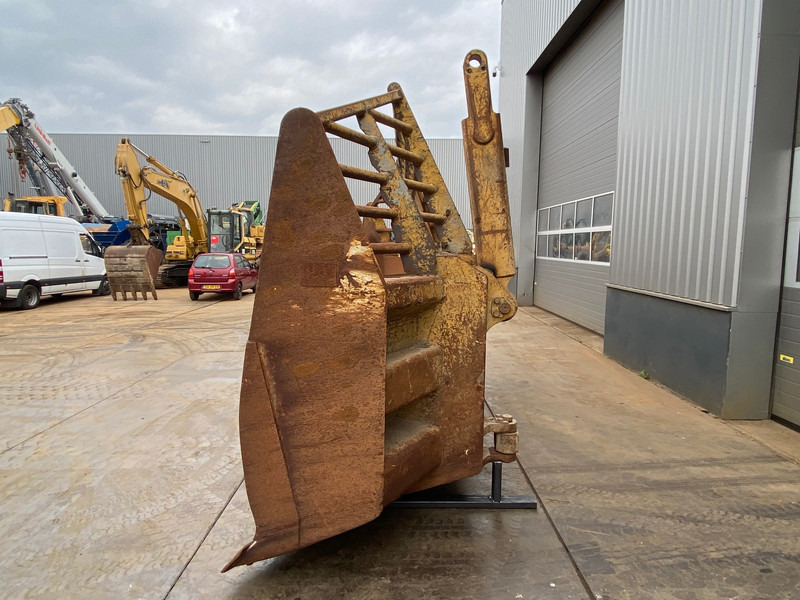 Caterpillar D9U Blade - Lamă: Foto 5 Caterpillar D9U Blade - Lamă: Foto 5