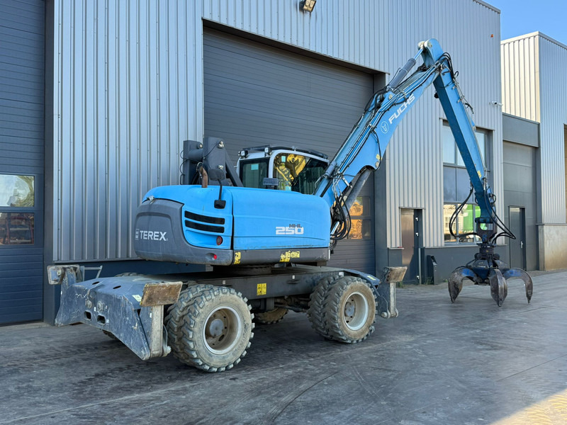 Fuchs MHL 250 E - Excavator pentru manipulare de materiale: Foto 5 Fuchs MHL 250 E - Excavator pentru manipulare de materiale: Foto 5