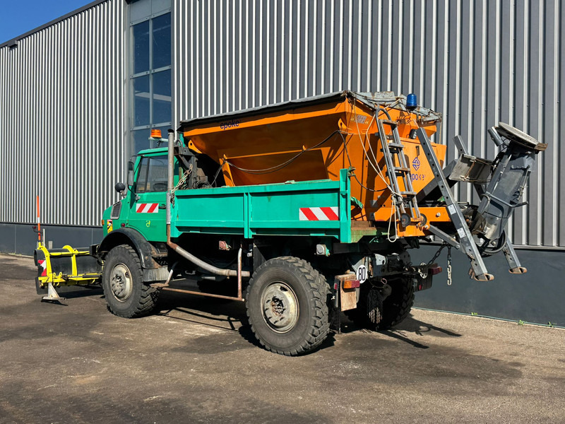 MERCEDESBENZ Unimog U1700 - Măturătoare stradală: Foto 3 MERCEDESBENZ Unimog U1700 - Măturătoare stradală: Foto 3