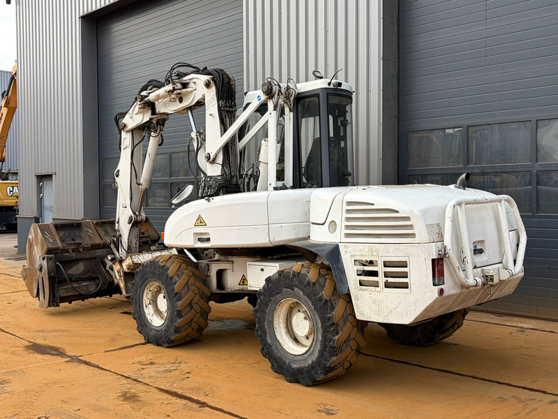 Mecalac 12MTX incl. 5 x bucket - Excavator pe roţi: Foto 3 Mecalac 12MTX incl. 5 x bucket - Excavator pe roţi: Foto 3