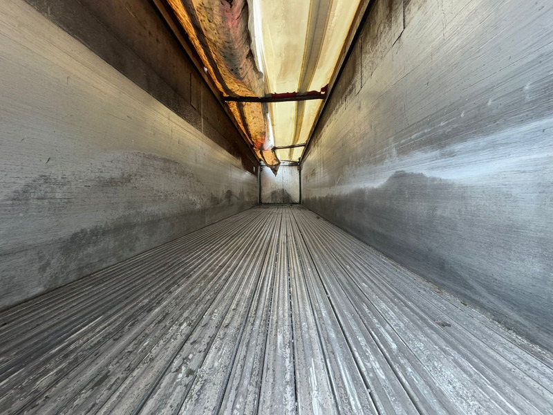 Semiremorcă Stas S300ZX Tri/A Walking Floor: Foto 20 Semiremorcă Stas S300ZX Tri/A Walking Floor: Foto 20