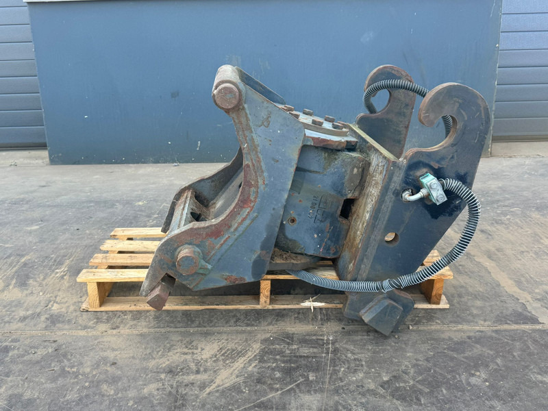 Tilting Quick Coupler CW30 - Troliu: Foto 5 Tilting Quick Coupler CW30 - Troliu: Foto 5