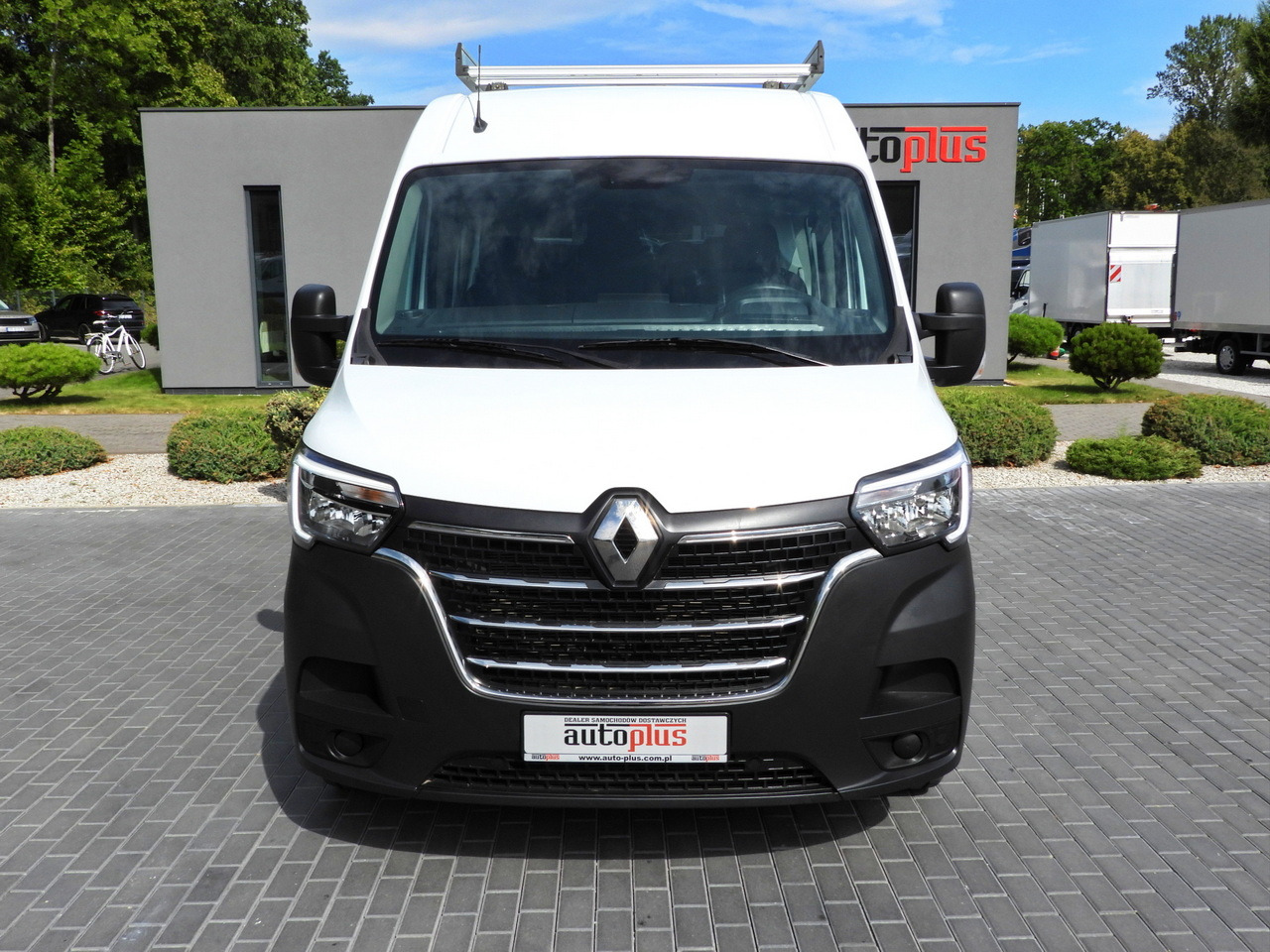 RENAULT MASTER BOX DELIVERY VAN 7 SEATS CRUISE CONTROL NAVIGATION LED LIGHTS AIR CONDITIONING 135HP - Autoutilitară: Foto 5 RENAULT MASTER BOX DELIVERY VAN 7 SEATS CRUISE CONTROL NAVIGATION LED LIGHTS AIR CONDITIONING 135HP - Autoutilitară: Foto 5