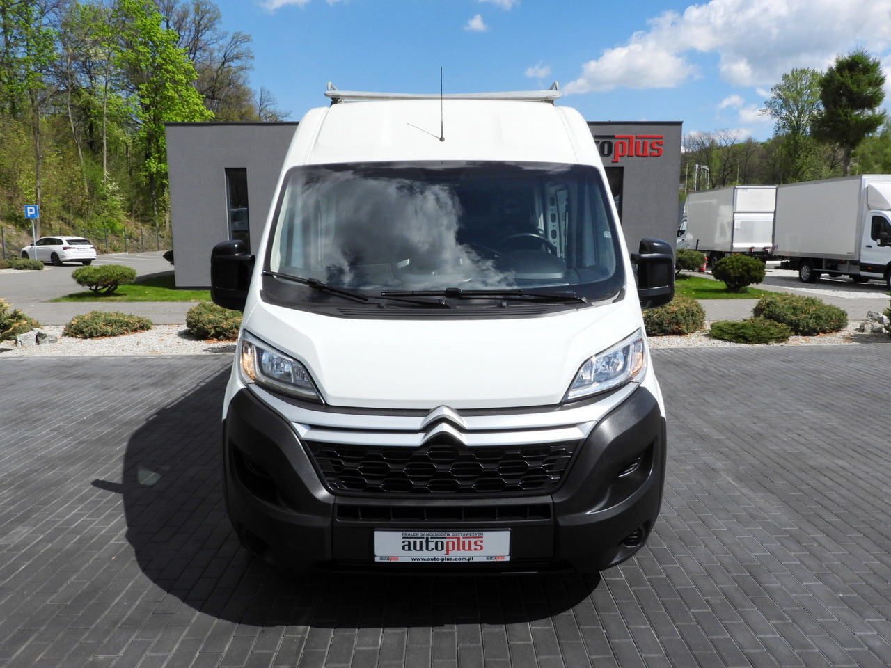 CITROEN JUMPER BOX DELIVERY VAN 7 SEATS CRUISE CONTROL 120HP - Dubă: Foto 5 CITROEN JUMPER BOX DELIVERY VAN 7 SEATS CRUISE CONTROL 120HP - Dubă: Foto 5