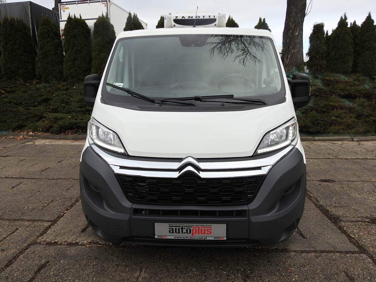 CITROEN JUMPER REFRIGERATOR VAN -5*C LED LIGHTS AIR CONDITIONING  130HP - Autoutilitară frigorifica: Foto 5 CITROEN JUMPER REFRIGERATOR VAN -5*C LED LIGHTS AIR CONDITIONING  130HP - Autoutilitară frigorifica: Foto 5