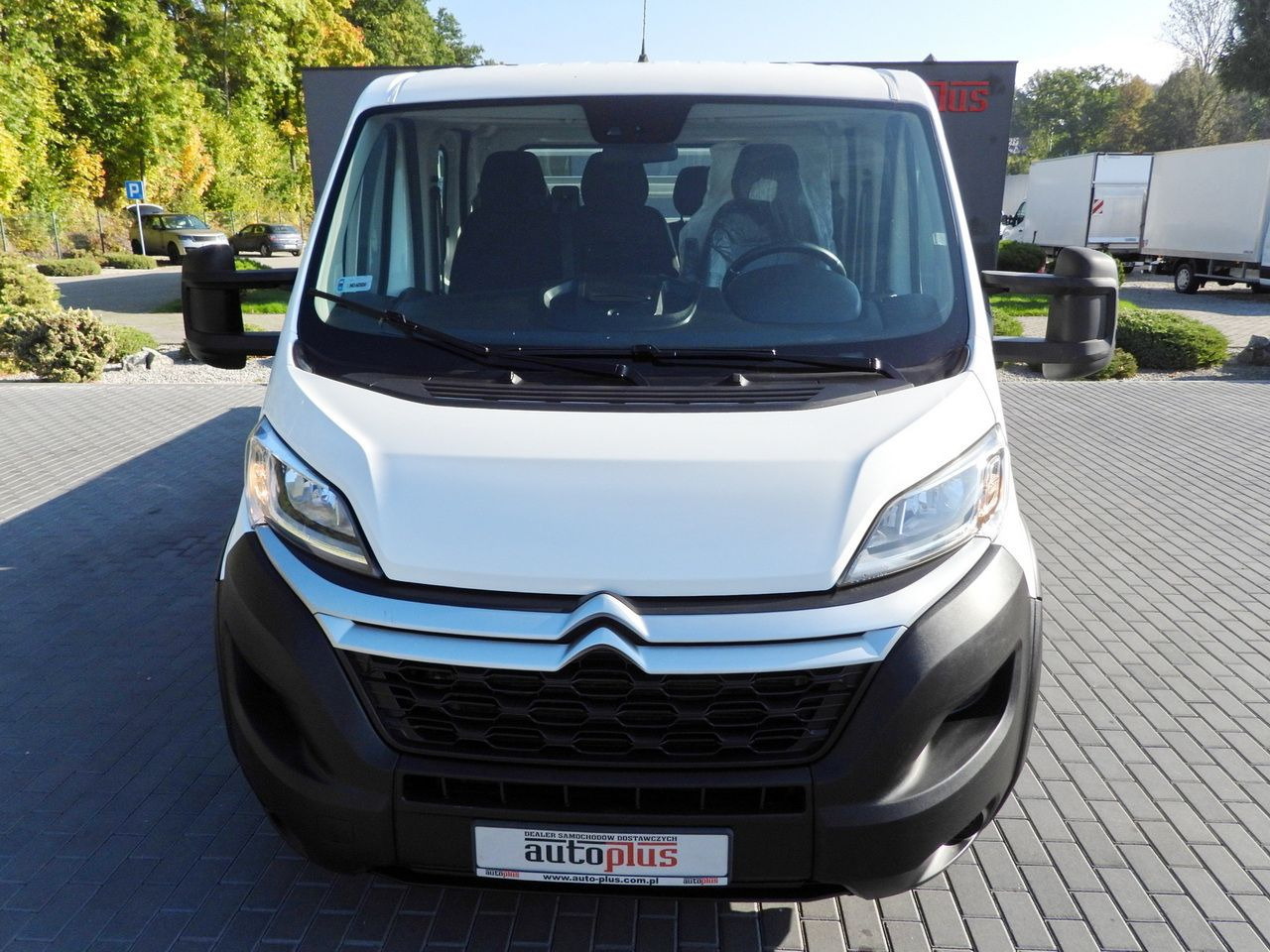 CITROEN JUMPER STAKE BODY DOUBLE CABIN DOKA 7 SEATS PNEUMATICS AIR CONDITIONING 140HP - Autoutilitară cabină dublă: Foto 5 CITROEN JUMPER STAKE BODY DOUBLE CABIN DOKA 7 SEATS PNEUMATICS AIR CONDITIONING 140HP - Autoutilitară cabină dublă: Foto 5