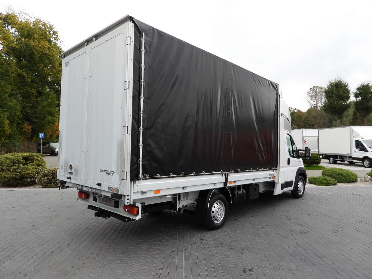 FIAT DUCATO TARPAULIN 9 PALLETS CRUISE CONTROL LED LIGHTS PNEUMATICS AIR CONDITIONING 180HP - Autoutilitară cu prelată: Foto 3 FIAT DUCATO TARPAULIN 9 PALLETS CRUISE CONTROL LED LIGHTS PNEUMATICS AIR CONDITIONING 180HP - Autoutilitară cu prelată: Foto 3