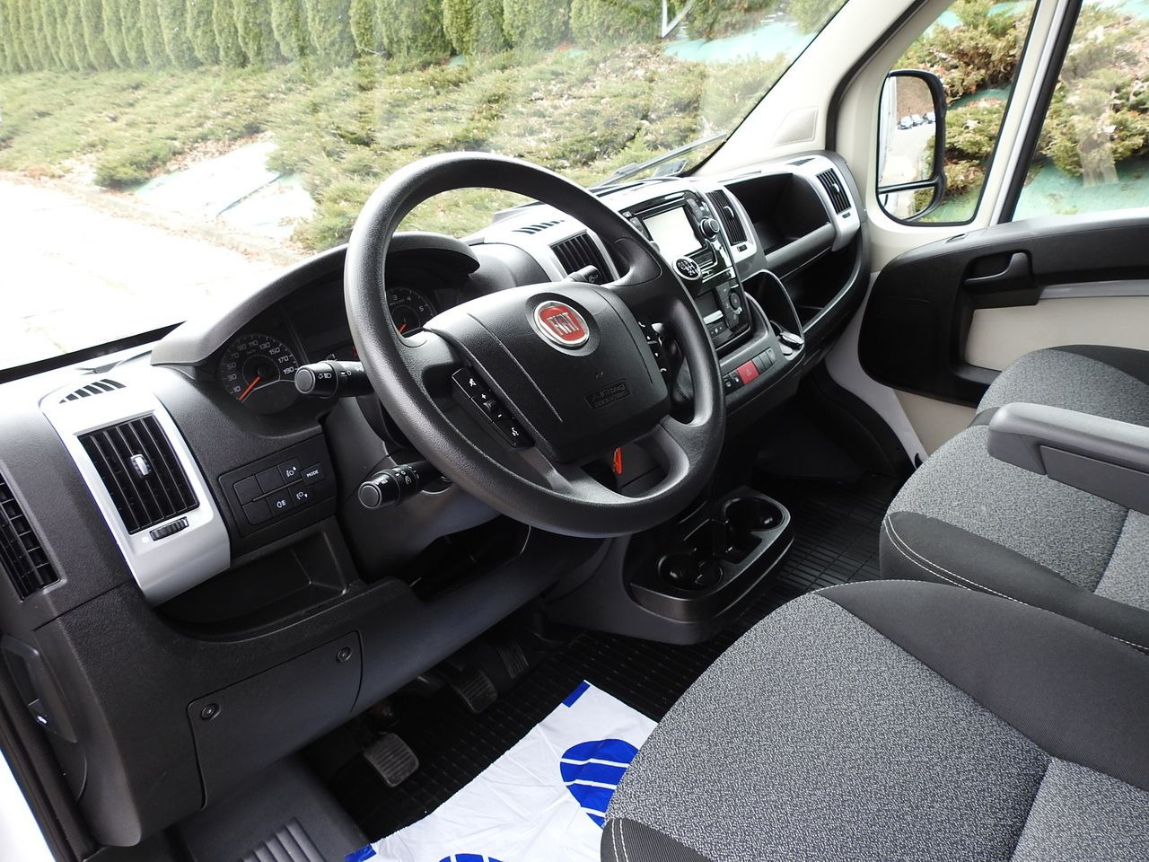 FIAT DUCATO TARPAULIN LIFT 8 PALLETS WEBASTO CRUISE CONTROL AIR CONDITIONING 150HP - Autoutilitară cu prelată: Foto 2 FIAT DUCATO TARPAULIN LIFT 8 PALLETS WEBASTO CRUISE CONTROL AIR CONDITIONING 150HP - Autoutilitară cu prelată: Foto 2