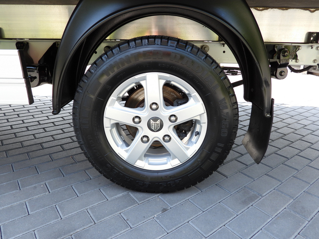 Autoutilitară box FORD TRANSIT  BOX LIFT 8 PALLETS CRUISE CONTROL LED LIGHTS AIR CONDITIONING  130HP: Foto 30