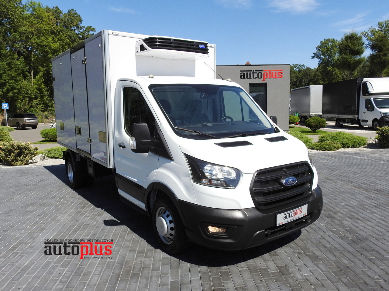 FORD TRANSIT REGRIGERATOR BOX 0*C POWER SUPPLY 230V CRUISE CONTROL AIR CONDITIONING TWIN WHEELS 170HP - Autoutilitară frigorifica: Foto 1 FORD TRANSIT REGRIGERATOR BOX 0*C POWER SUPPLY 230V CRUISE CONTROL AIR CONDITIONING TWIN WHEELS 170HP - Autoutilitară frigorifica: Foto 1