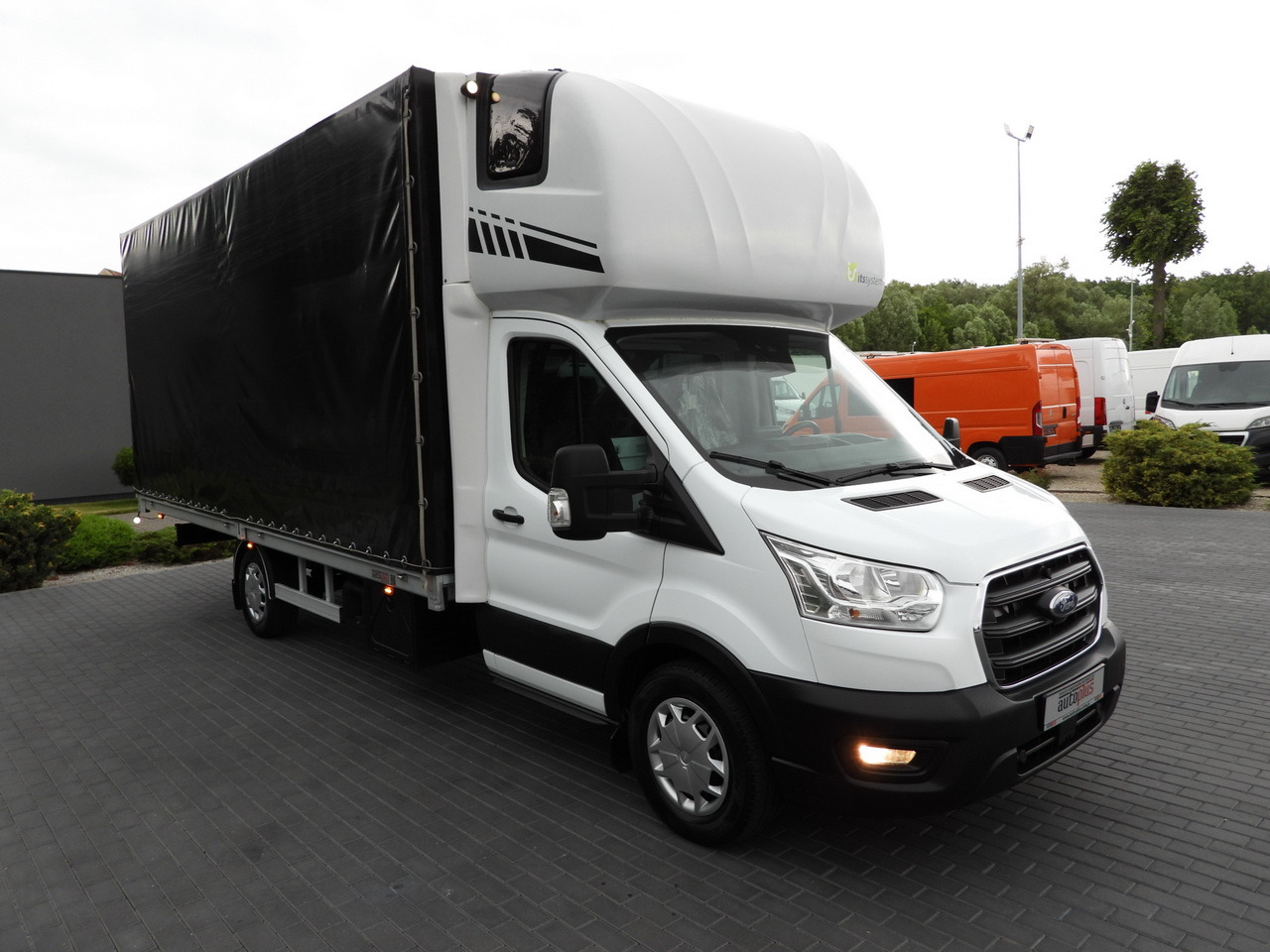 FORD TRANSIT TARPAULIN 10 PALLETS WEBASTO CRUISE CONTROL LED LIGHTS PNEUMATICS AIR CONDITIONING 160HP - Autoutilitară cu prelată: Foto 4 FORD TRANSIT TARPAULIN 10 PALLETS WEBASTO CRUISE CONTROL LED LIGHTS PNEUMATICS AIR CONDITIONING 160HP - Autoutilitară cu prelată: Foto 4