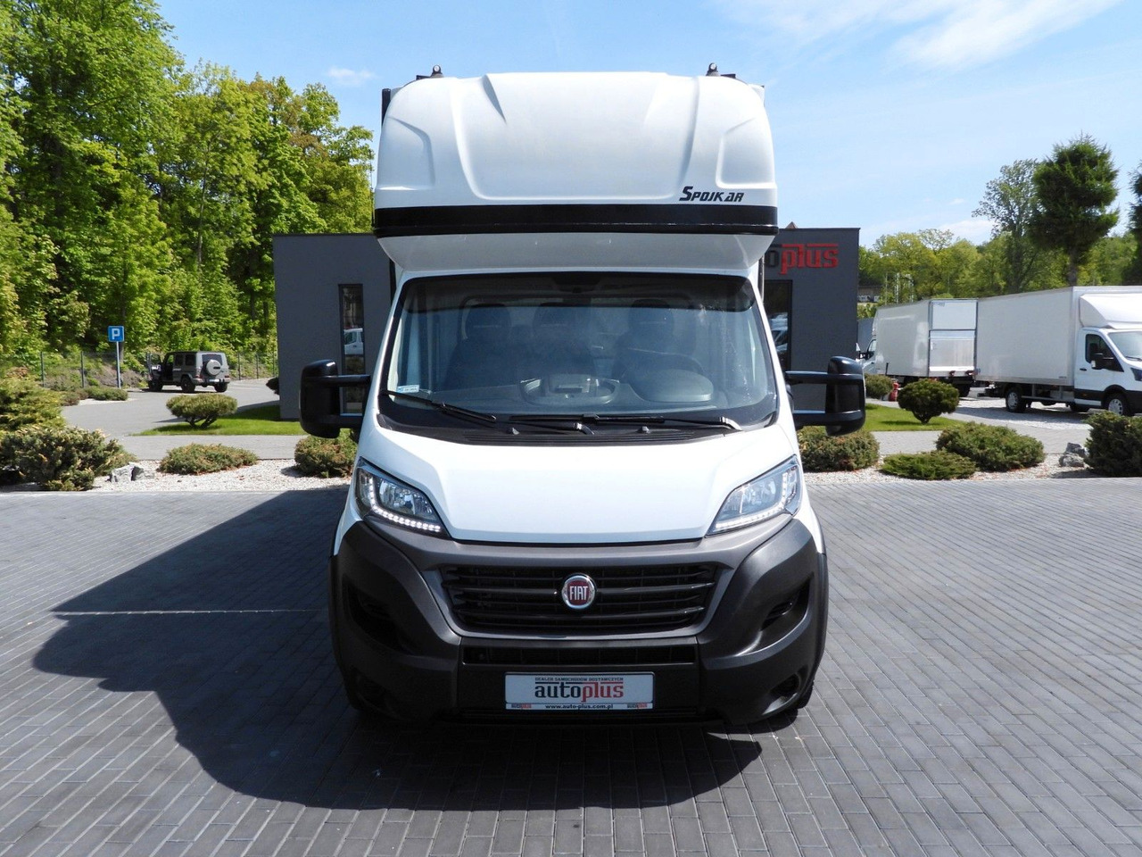 Fiat DUCATO PRITSCHE PLANE 10 PALETTEN WEBASTO A/C Fiat DUCATO PRITSCHE PLANE 10 PALETTEN WEBASTO A/C - Autoutilitară cu prelată: Foto 5 Fiat DUCATO PRITSCHE PLANE 10 PALETTEN WEBASTO A/C Fiat DUCATO PRITSCHE PLANE 10 PALETTEN WEBASTO A/C - Autoutilitară cu prelată: Foto 5
