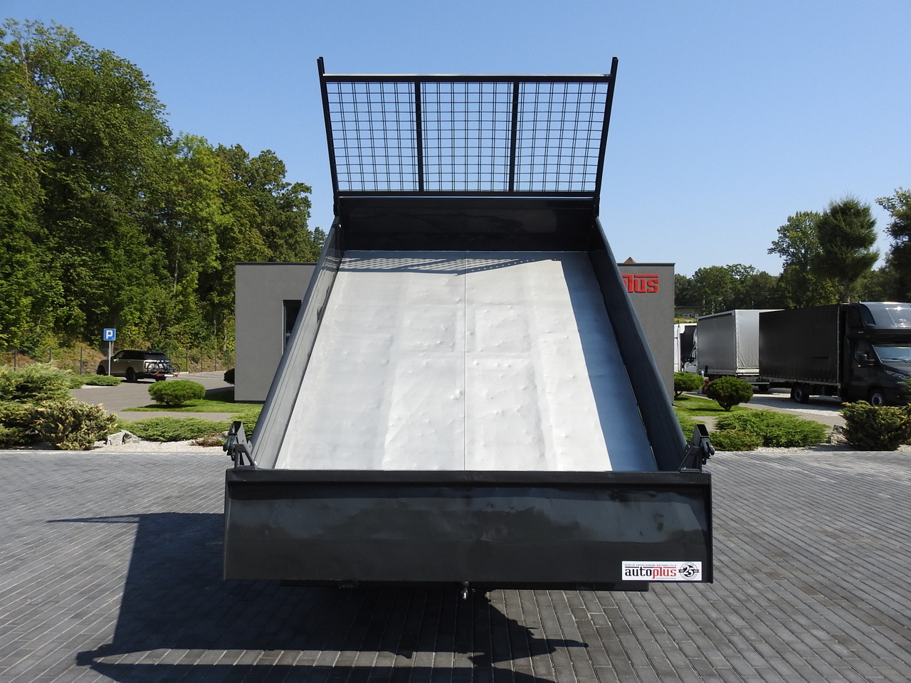 Autoutilitară basculantă IVECO DAILY 35C13 TIPPER CRUISE CONTROL AIR CONDITIONING TWIN WHEELS  130HP: Foto 11
