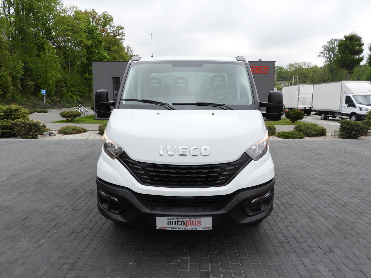 IVECO DAILY 35C14 TIPPER CRUISE CONTROL TWIN WHEELS 140HP - Autoutilitară basculantă: Foto 5 IVECO DAILY 35C14 TIPPER CRUISE CONTROL TWIN WHEELS 140HP - Autoutilitară basculantă: Foto 5