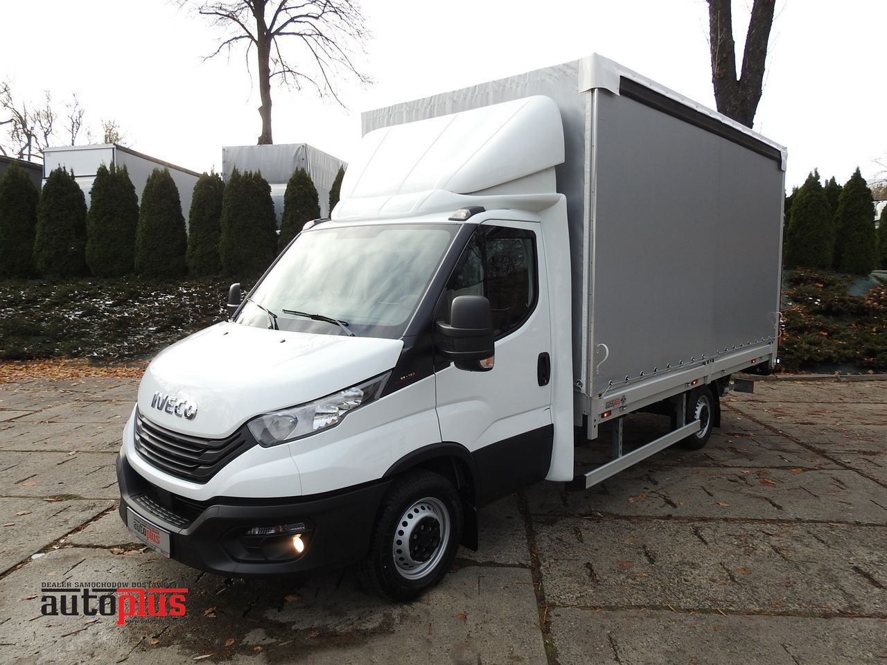 IVECO DAILY 35S16 NEW TARPAULIN LIFT 8 PALLETS CRUISE CONTROL AIR CONDITIONING 160HP - Autoutilitară cu prelată: Foto 1 IVECO DAILY 35S16 NEW TARPAULIN LIFT 8 PALLETS CRUISE CONTROL AIR CONDITIONING 160HP - Autoutilitară cu prelată: Foto 1