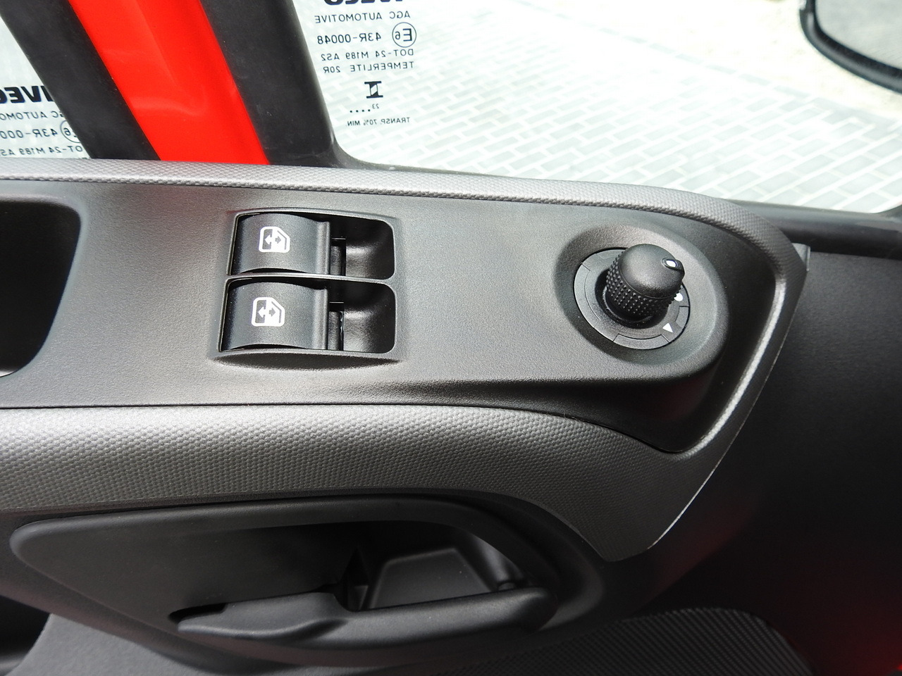 Autoutilitară box nou IVECO DAILY 35S18 NEW BOX 10 PALLETS CRUISE CONTROL NAVIGATION AIR CONDITIONING LED LIGHTS GUARANTEE 180HP: Foto 31 Autoutilitară box nou IVECO DAILY 35S18 NEW BOX 10 PALLETS CRUISE CONTROL NAVIGATION AIR CONDITIONING LED LIGHTS GUARANTEE 180HP: Foto 31