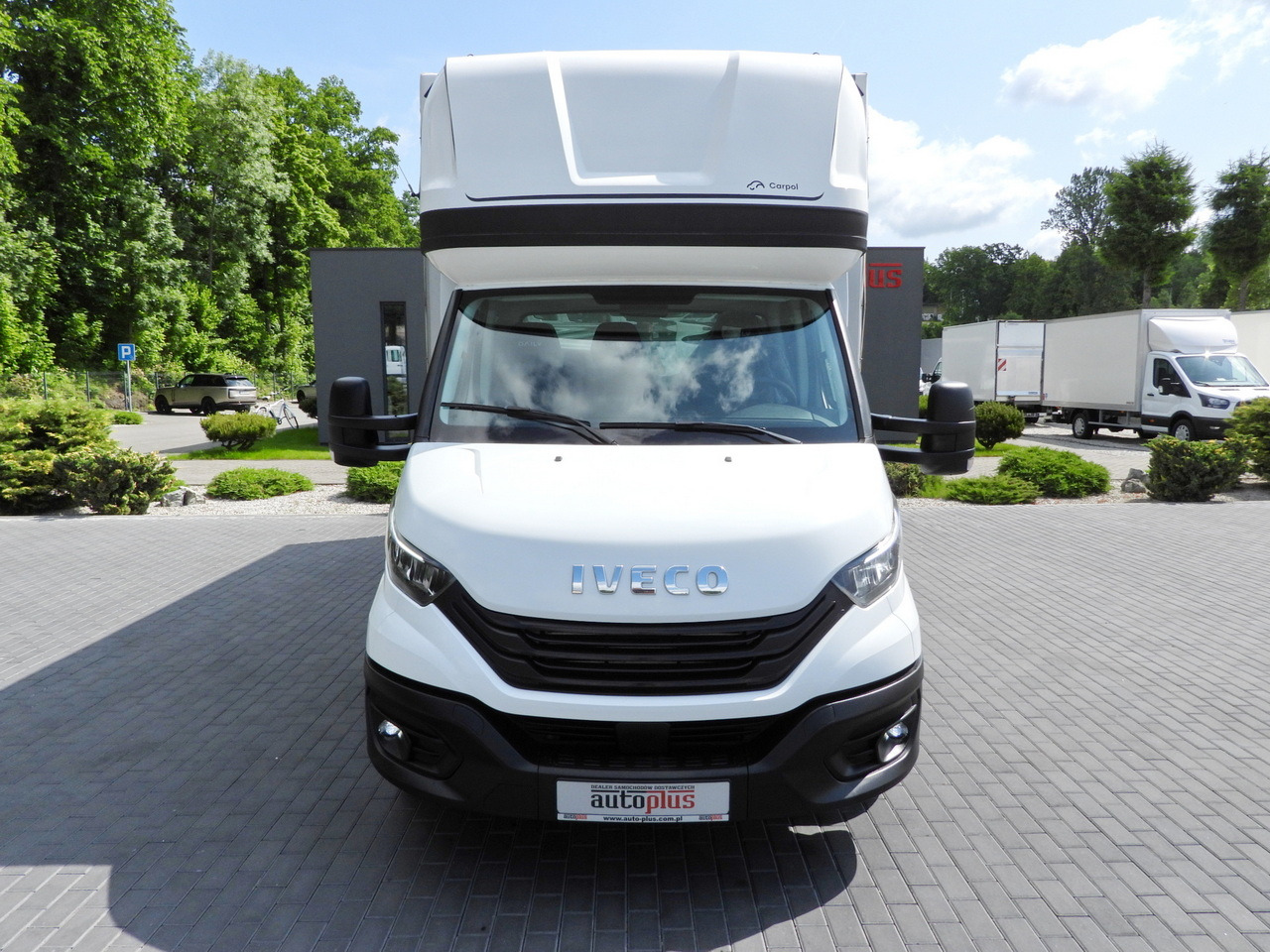 IVECO DAILY 35S18 TARPAULIN 10 PALLETS CRUISE CONTROL LED LIGHTS AIR CONDITIONING 180HP - Autoutilitară cu prelată: Foto 5 IVECO DAILY 35S18 TARPAULIN 10 PALLETS CRUISE CONTROL LED LIGHTS AIR CONDITIONING 180HP - Autoutilitară cu prelată: Foto 5