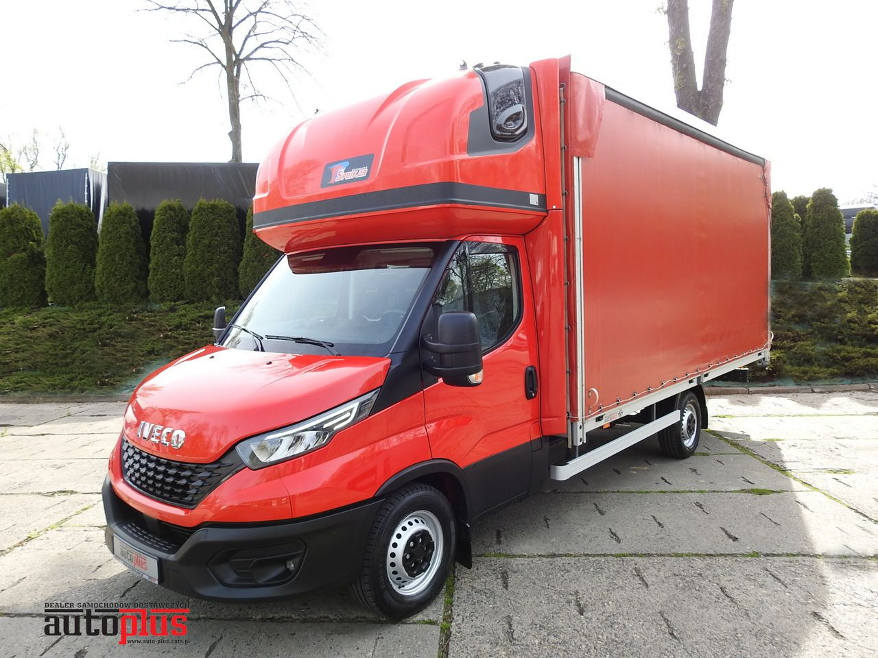 IVECO DAILY 35S18 TARPAULIN 10 PALLETS WEBASTO CRUISE CONTROL LED LIGHTS AIR CONDITIONING 180HP - Autoutilitară cu prelată: Foto 1 IVECO DAILY 35S18 TARPAULIN 10 PALLETS WEBASTO CRUISE CONTROL LED LIGHTS AIR CONDITIONING 180HP - Autoutilitară cu prelată: Foto 1