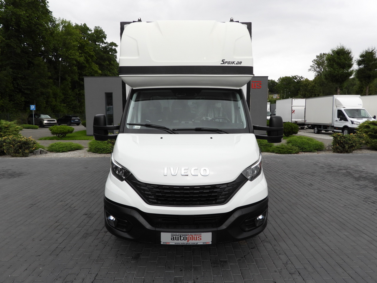 IVECO DAILY 35S18 TARPAULIN 10 PALLETS WEBASTO CRUISE CONTROL LED LIGHTS PNEUMATICS AIR CONDITIONING 180HP - Autoutilitară cu prelată: Foto 5 IVECO DAILY 35S18 TARPAULIN 10 PALLETS WEBASTO CRUISE CONTROL LED LIGHTS PNEUMATICS AIR CONDITIONING 180HP - Autoutilitară cu prelată: Foto 5