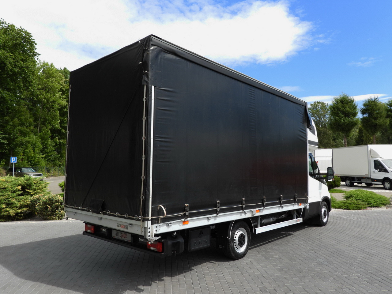 IVECO DAILY 35S18 TARPAULIN 10 PALLETS WEBASTO CRUISE CONTROL LED LIGHTS PNEUMATICS AIR CONDITIONING 180HP - Autoutilitară cu prelată: Foto 3 IVECO DAILY 35S18 TARPAULIN 10 PALLETS WEBASTO CRUISE CONTROL LED LIGHTS PNEUMATICS AIR CONDITIONING 180HP - Autoutilitară cu prelată: Foto 3