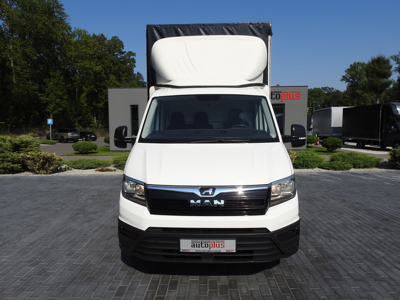 MAN TGE TARPAULIN 10 PALLETS AIR CONDITIONING 180HP - Autoutilitară cu prelată: Foto 5 MAN TGE TARPAULIN 10 PALLETS AIR CONDITIONING 180HP - Autoutilitară cu prelată: Foto 5