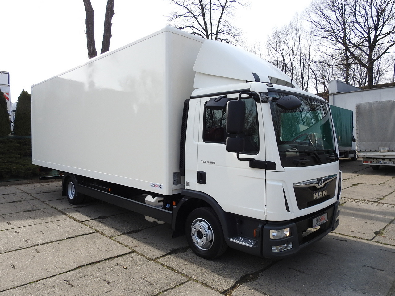 MAN TGL 8.18 BOX 16 PALLETS CRUISE CONTROL TWIN WHEELS 180HP - Camion furgon: Foto 4 MAN TGL 8.18 BOX 16 PALLETS CRUISE CONTROL TWIN WHEELS 180HP - Camion furgon: Foto 4