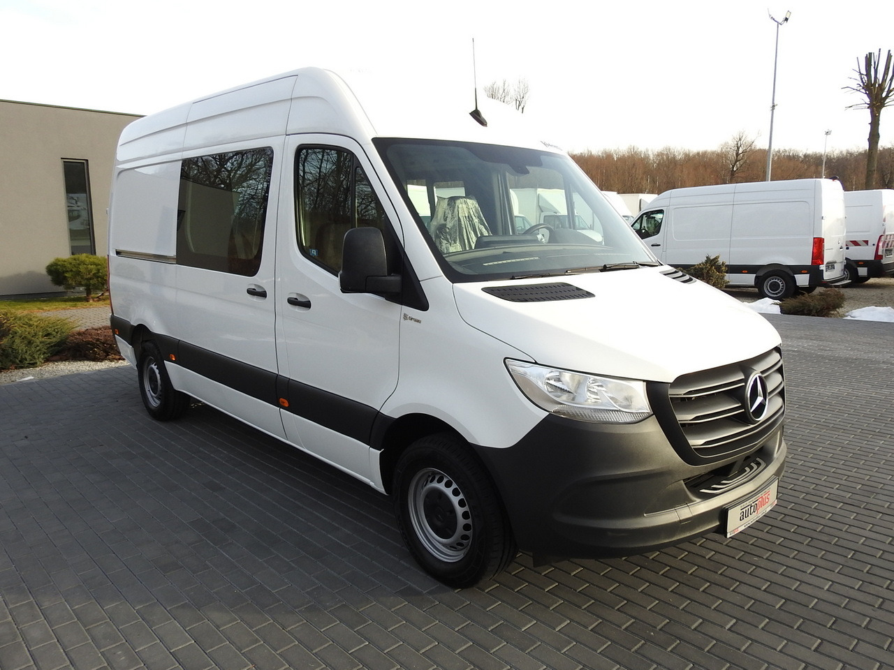 MERCEDES SPRINTER 314 BOX DELIVERY VAN 6 SEATS CRUISE CONTROL AIR CONDITIONING 140HP - Dubă: Foto 4 MERCEDES SPRINTER 314 BOX DELIVERY VAN 6 SEATS CRUISE CONTROL AIR CONDITIONING 140HP - Dubă: Foto 4