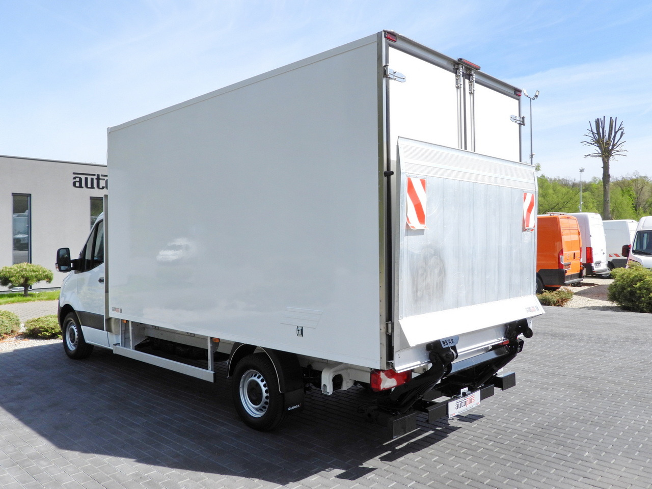Autoutilitară frigorifica MERCEDES SPRINTER 316 REGRIGERATOR BOX 0*C LIFT 8 PALLETS CRUISE CONTROL PNEUMATICS AIR CONDITIONING  160HP: Foto 9