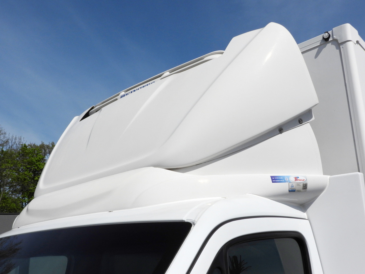 Autoutilitară frigorifica MERCEDES SPRINTER 316 REGRIGERATOR BOX 0*C LIFT 8 PALLETS CRUISE CONTROL PNEUMATICS AIR CONDITIONING  160HP: Foto 21