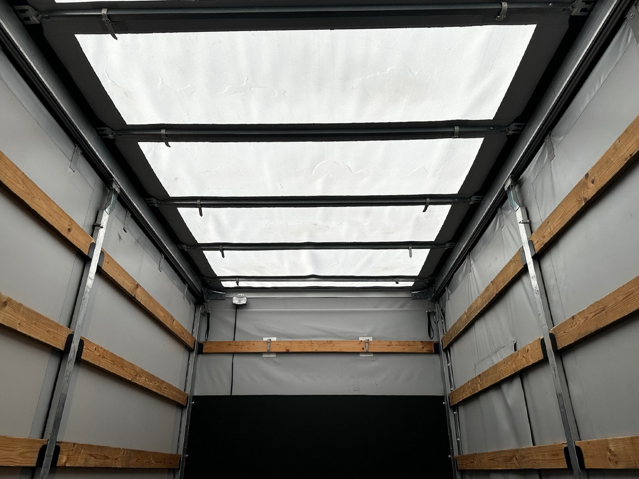 Autoutilitară cu prelată MERCEDES SPRINTER 316 TARPAULIN 8 PALLETS WEBASTO CRUISE CONTROL AIR CONDITIONING  160HP: Foto 13