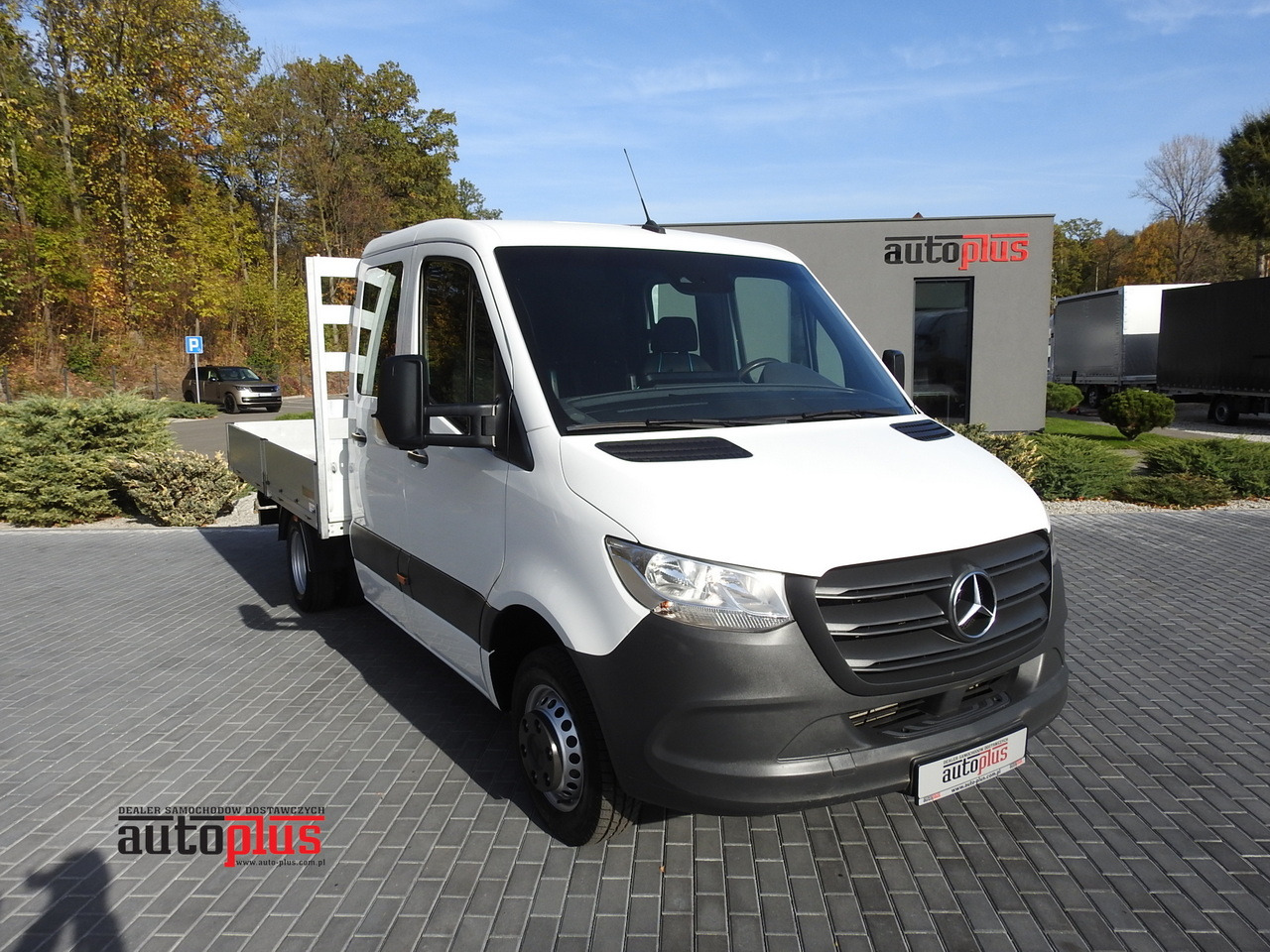 MERCEDES SPRINTER 516 STAKE BODY DOUBLE CABIN DOKA 6 SEATS CRUISE CONTROL AIR CONDITIONING TWIN WHEELS  160HP - Autoutilitară cabină dublă: Foto 1 MERCEDES SPRINTER 516 STAKE BODY DOUBLE CABIN DOKA 6 SEATS CRUISE CONTROL AIR CONDITIONING TWIN WHEELS  160HP - Autoutilitară cabină dublă: Foto 1