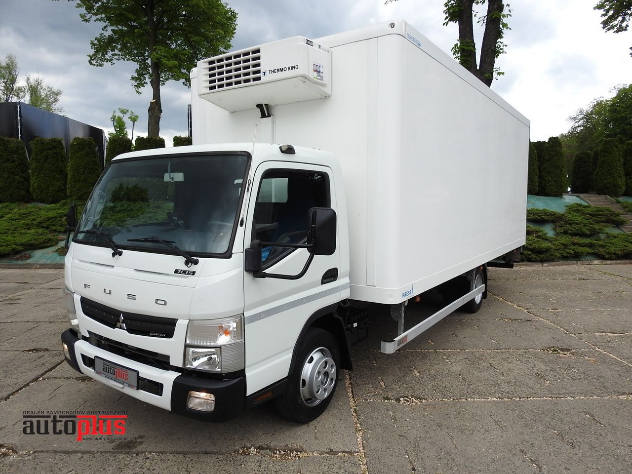 MITSUBISHI CANTER FUSO 7C15 REGRIGERATOR BOX -4*C LIFT POWER SUPPLY 230V AIR CONDITIONING AUTOMATIC TRANSMISSION 150HP - Camion frigider: Foto 1 MITSUBISHI CANTER FUSO 7C15 REGRIGERATOR BOX -4*C LIFT POWER SUPPLY 230V AIR CONDITIONING AUTOMATIC TRANSMISSION 150HP - Camion frigider: Foto 1