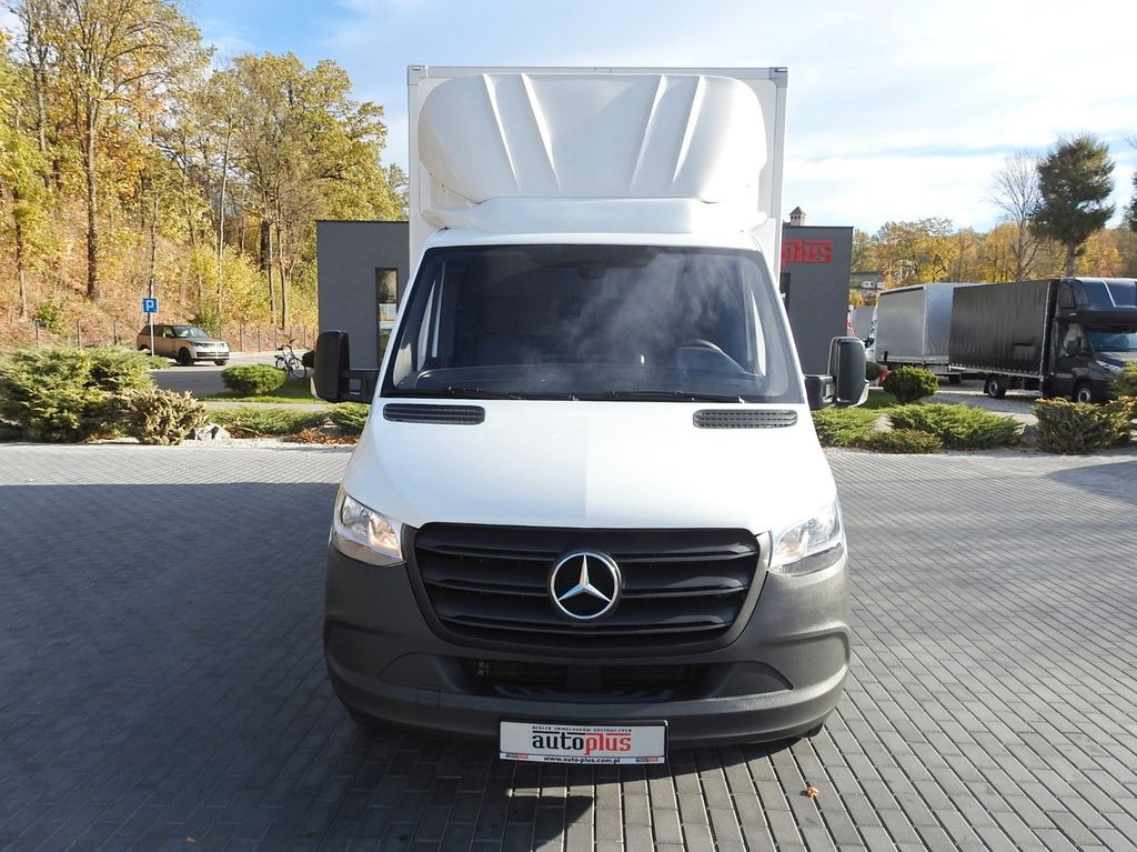 Mercedes-Benz SPRINTER KOFFER AUFZUG 8 PALETTEN KLIMAANLAGE - Autoutilitară box: Foto 5 Mercedes-Benz SPRINTER KOFFER AUFZUG 8 PALETTEN KLIMAANLAGE - Autoutilitară box: Foto 5
