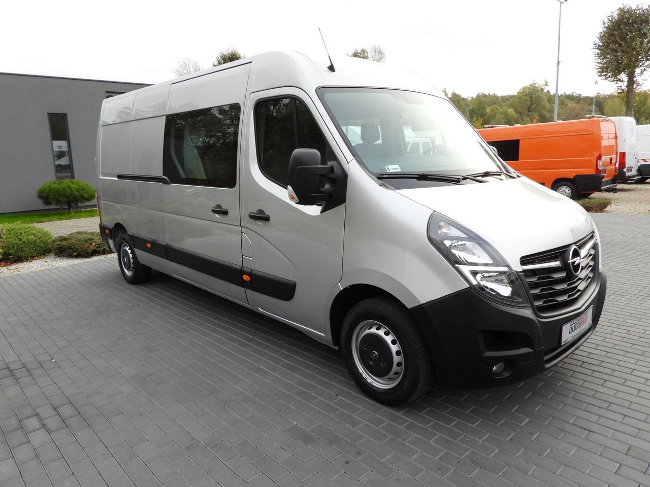 OPEL MOVANO BOX DELIVERY VAN 7 SEATS CRUISE CONTROL LED LIGHTS AIR CONDITIONING 180HP - Dubă: Foto 4 OPEL MOVANO BOX DELIVERY VAN 7 SEATS CRUISE CONTROL LED LIGHTS AIR CONDITIONING 180HP - Dubă: Foto 4
