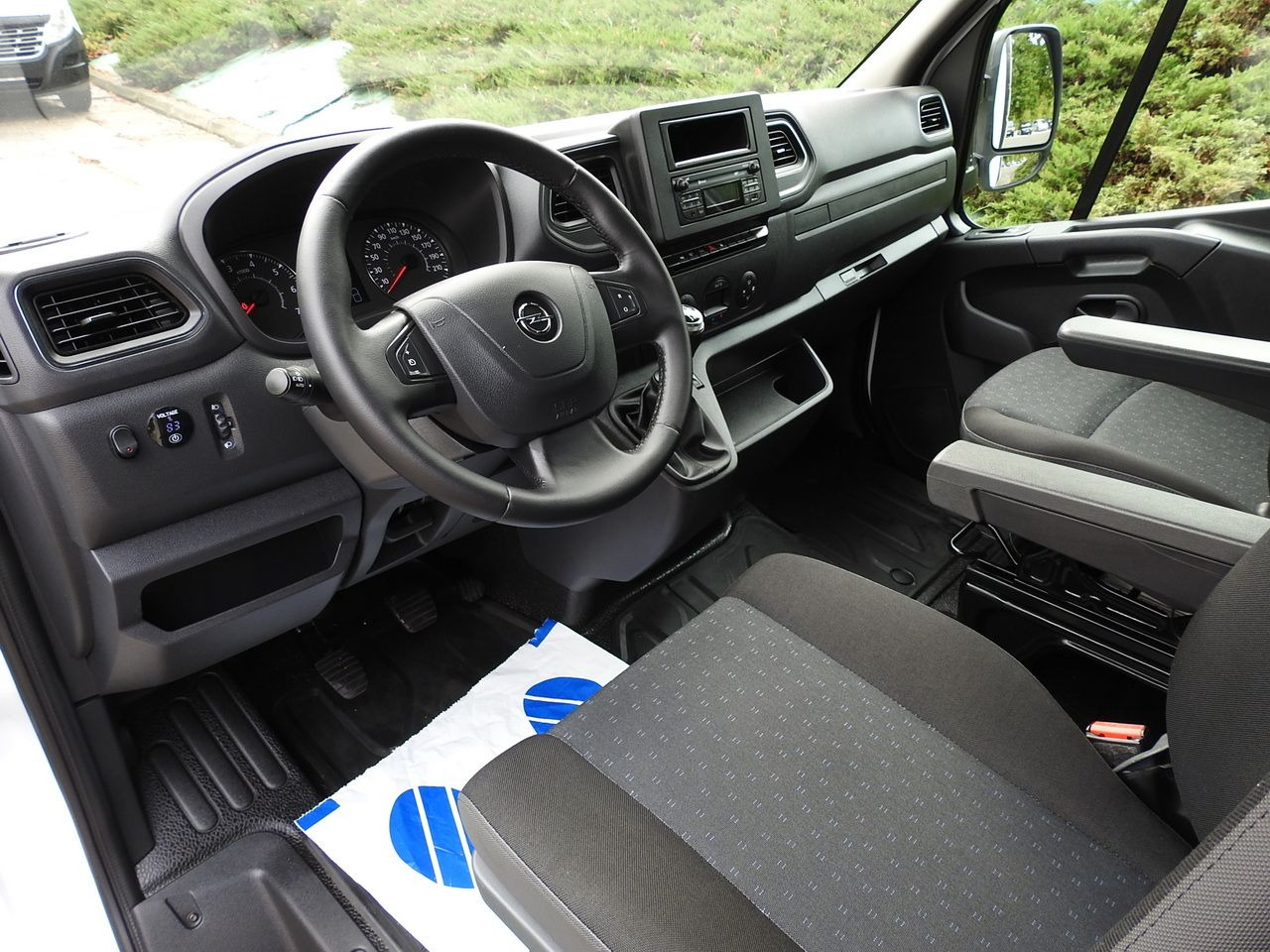 OPEL MOVANO - Autoutilitară cu prelată: Foto 2 OPEL MOVANO - Autoutilitară cu prelată: Foto 2