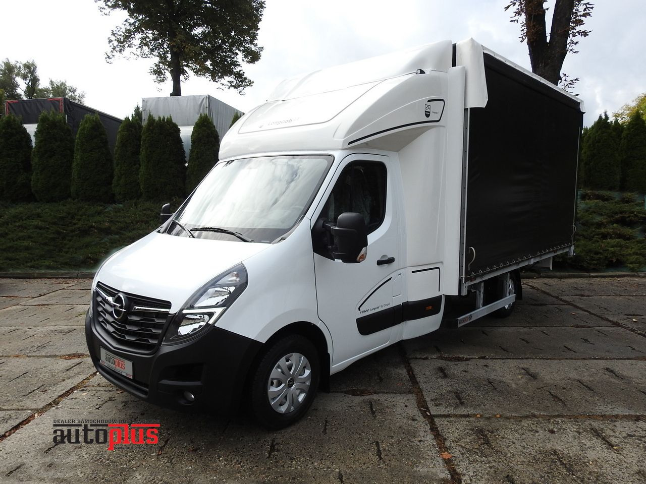 OPEL MOVANO - Autoutilitară cu prelată: Foto 1 OPEL MOVANO - Autoutilitară cu prelată: Foto 1