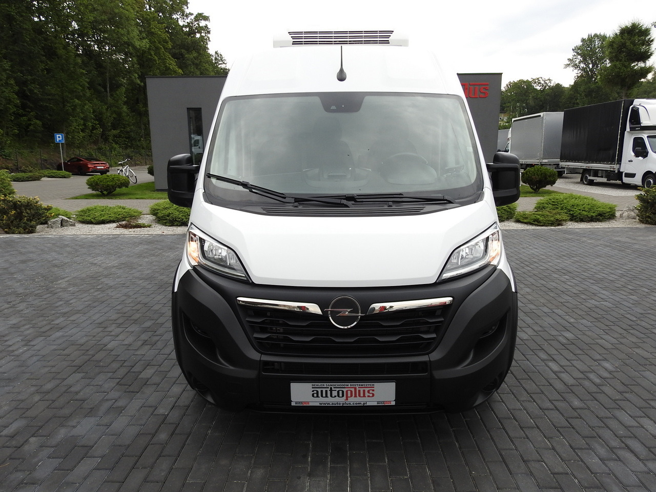 OPEL MOVANO REFRIGERATOR VAN 0*C HEATING FUNCTION AIR CONDITIONING  140HP - Autoutilitară frigorifica: Foto 5 OPEL MOVANO REFRIGERATOR VAN 0*C HEATING FUNCTION AIR CONDITIONING  140HP - Autoutilitară frigorifica: Foto 5